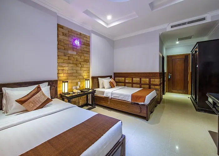160 Angkor Hotel 3*