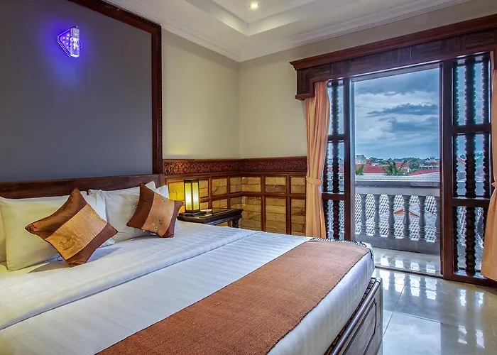 160 Angkor Hotel 3*